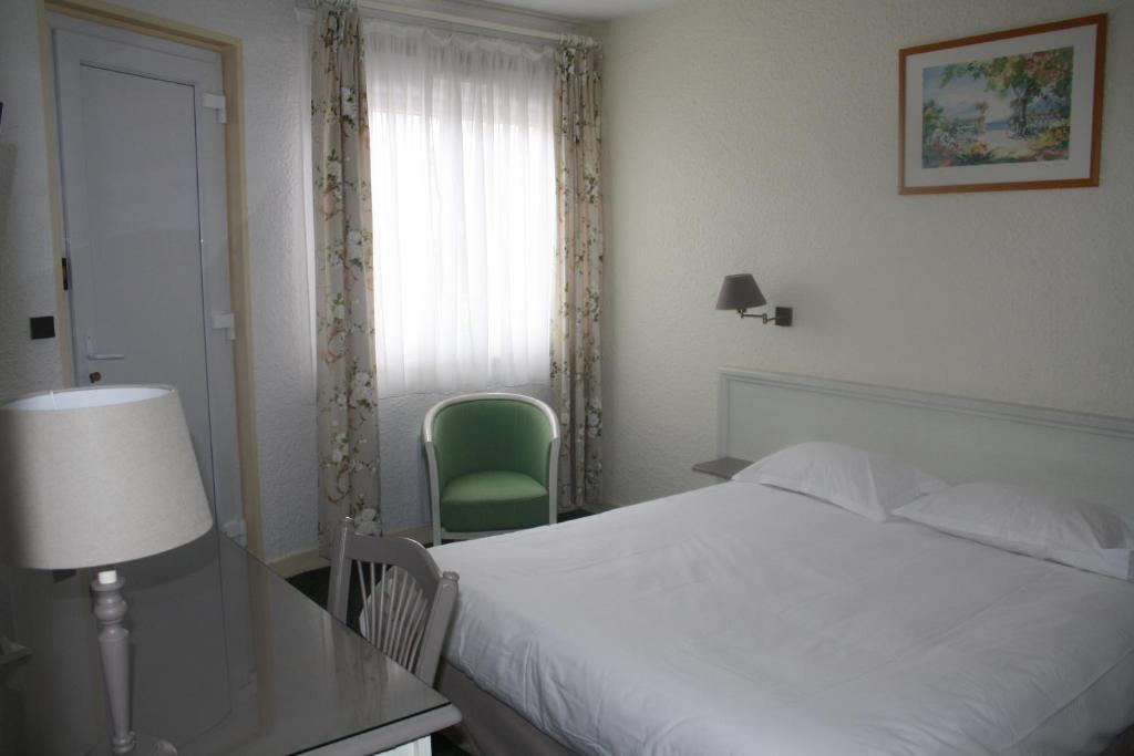 Le Charollais Motel Restaurant Contact-Hotel Vitry-en-Charollais Cameră foto